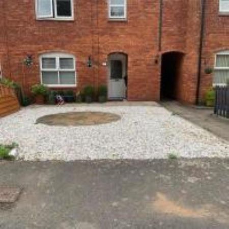Enjoy Your Stay At Chorley Road Droitwich Exterior photo